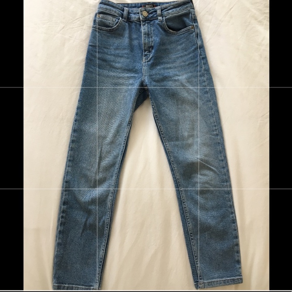 BDG girlfriend jeans